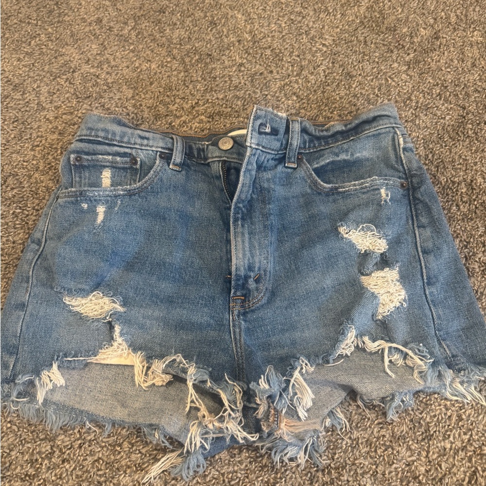 Abercrombie mom high rise short sz 27 distressed  Denim Shorts
